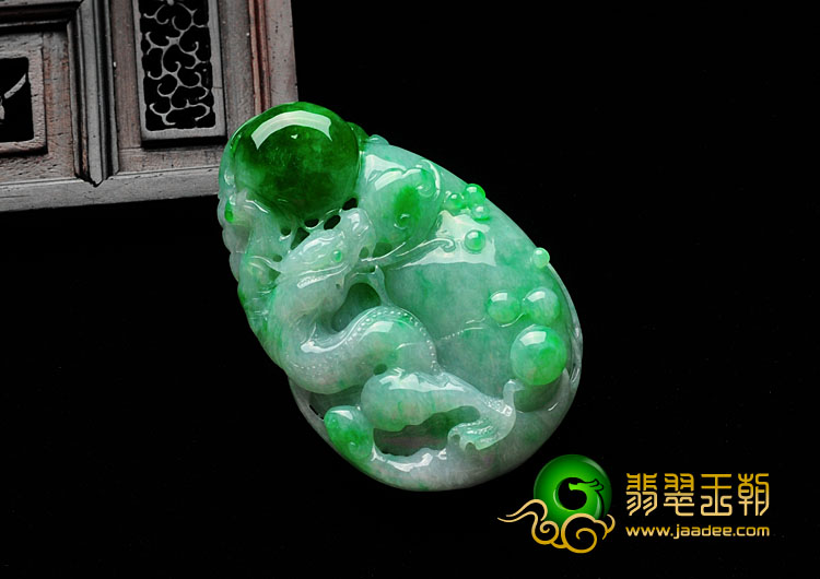 糯冰种正阳绿缅甸翡翠龙行如意挂件