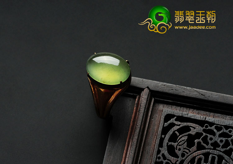 （超值推荐）冰种晴水缅甸翡翠戒面