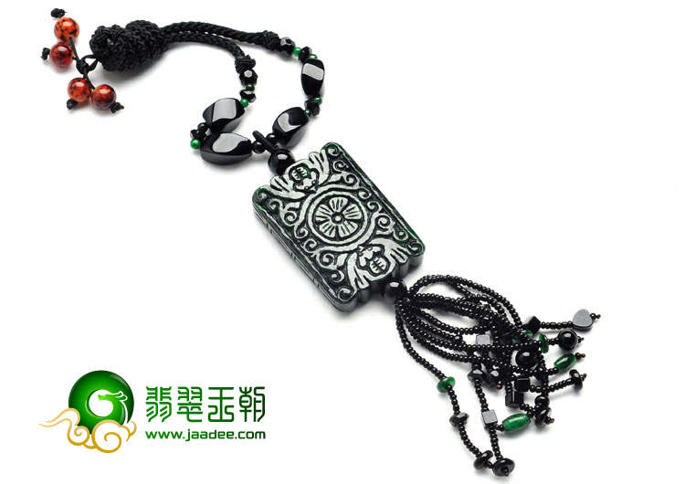 细糯种干青浓绿缅甸翡翠福寿牌挂件