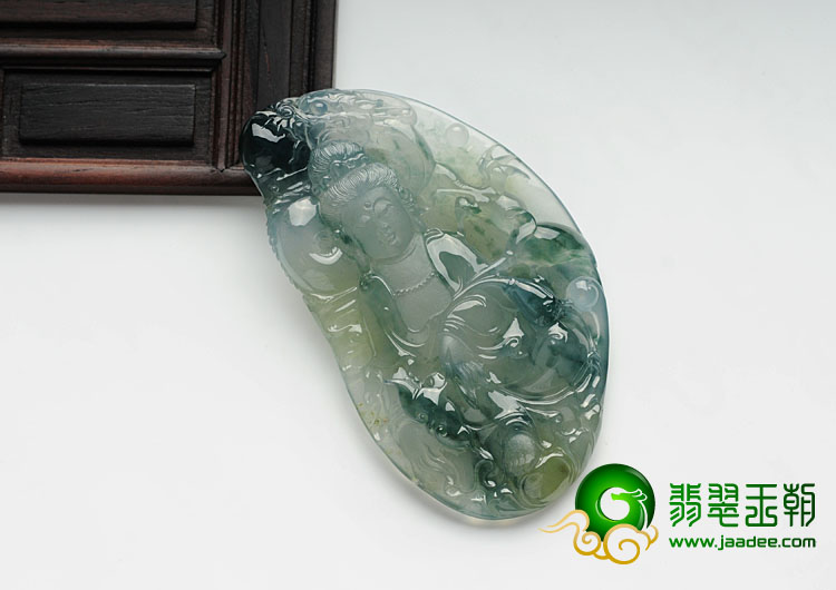 冰种飘花缅甸翡翠龙头观音挂件