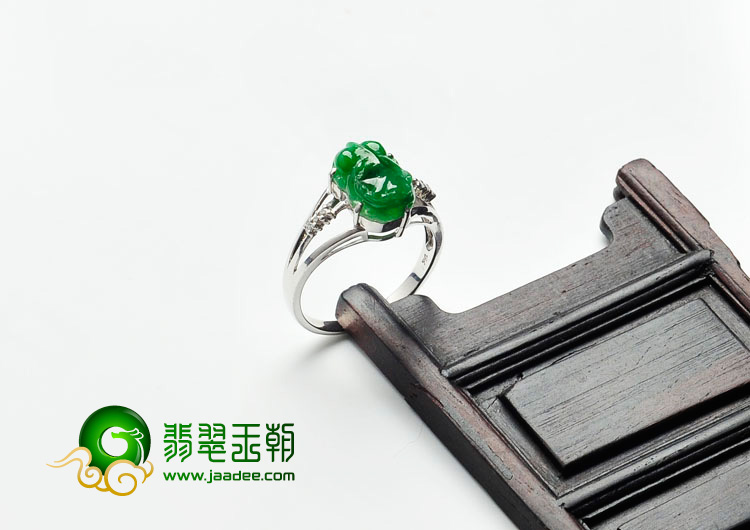 (超值推荐)糯冰种阳绿满绿缅甸翡翠镶白金貔貅戒指