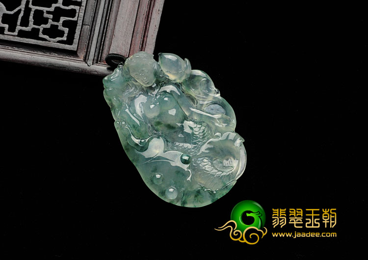冰种飘花缅甸翡翠美人鱼挂件