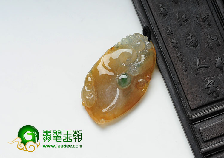 冰种黄加绿缅甸翡翠仿古龙行如意挂件