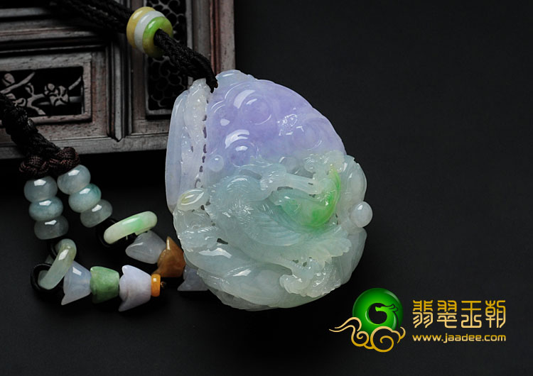 糯冰种春带彩缅甸翡翠一路连科手玩件