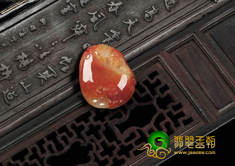 糯冰种红黄翡缅甸翡翠福在眼前挂件