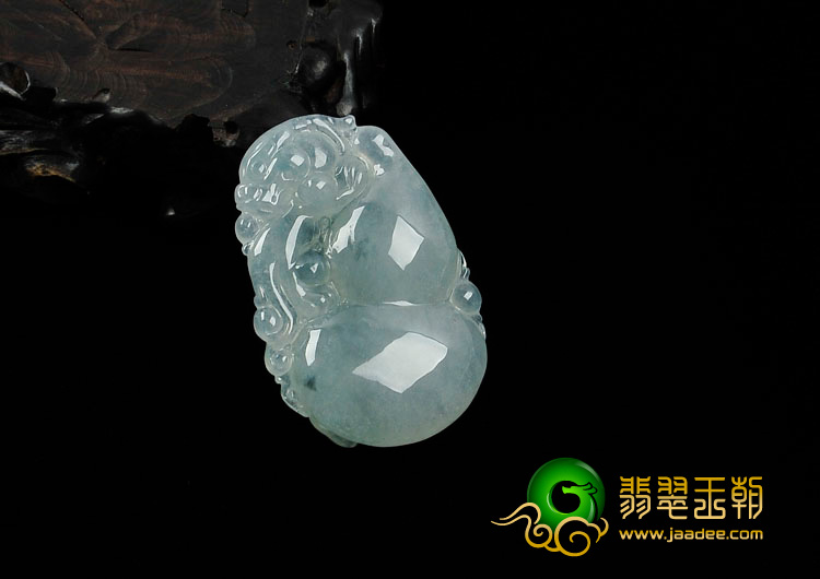 冰种略飘花缅甸翡翠福禄寿挂件