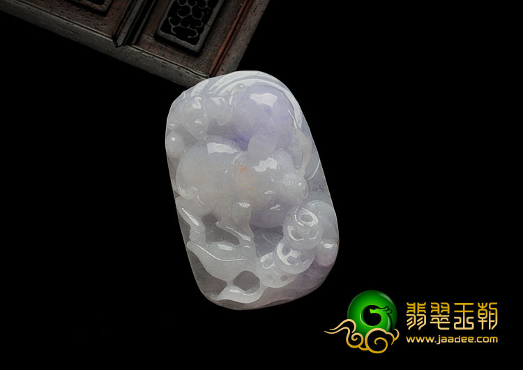 糯冰种紫罗兰缅甸翡翠招财猪挂件