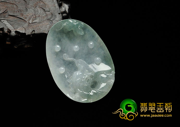 冰种晴水缅甸翡翠望子成龙挂件