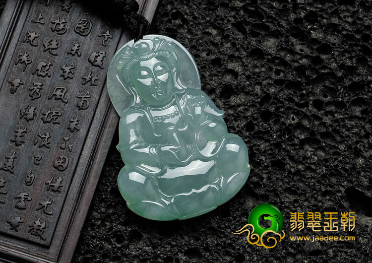 冰种晴水缅甸翡翠观音挂件