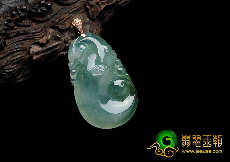 冰种晴水黄翡缅甸翡翠龙行如意挂件