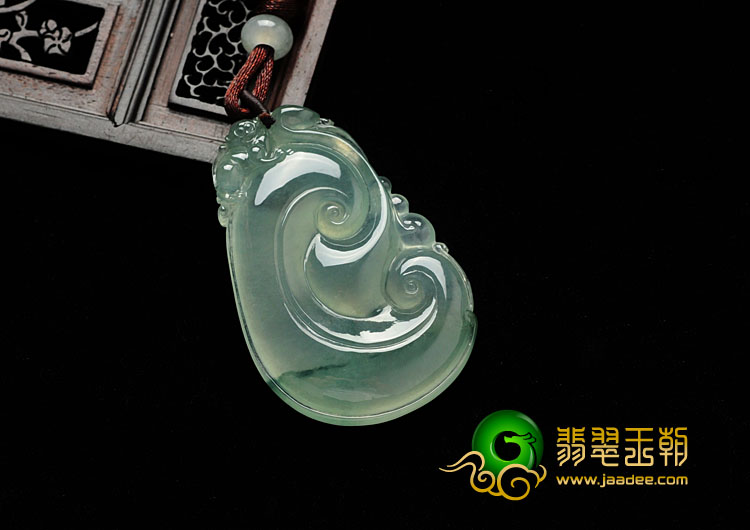 冰种飘花缅甸翡翠如意挂件