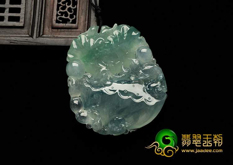 冰种飘花缅甸翡翠连生贵子挂件