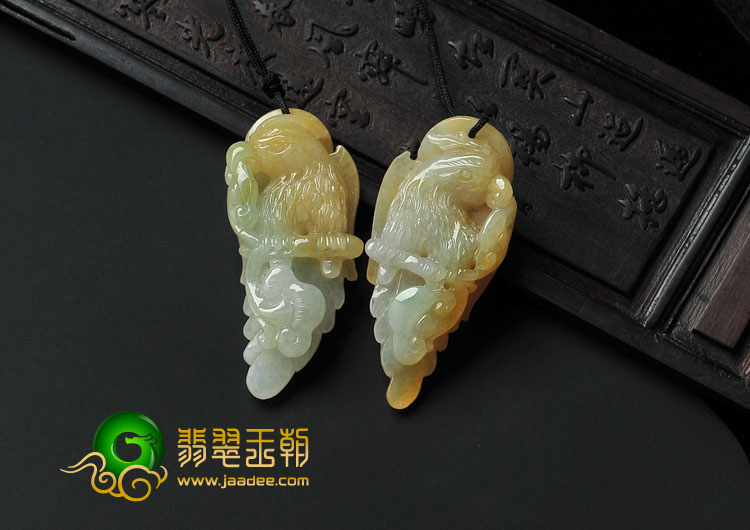 糯冰种淡黄加绿缅甸翡翠英明神武挂件（一对）