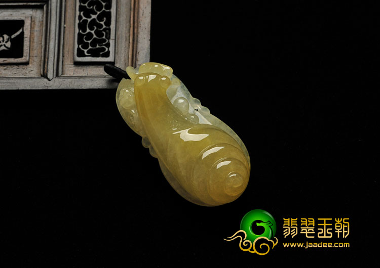 糯冰种黄翡缅甸翡翠安居乐业挂件