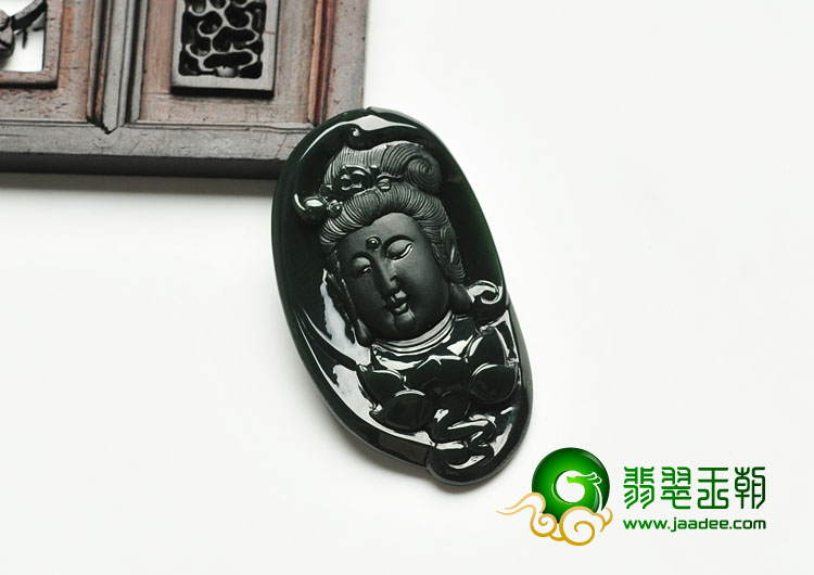 冰种墨翠缅甸翡翠观音头挂件