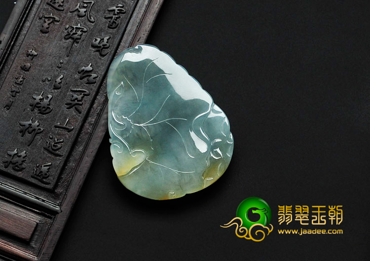 冰种晴水黄翡缅甸翡翠大展宏图挂件