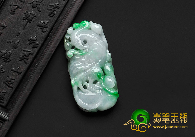 糯冰种飘翠缅甸翡翠有凤来仪挂件