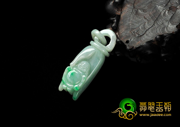 糯冰种飘翠缅甸翡翠如手执佛挂件