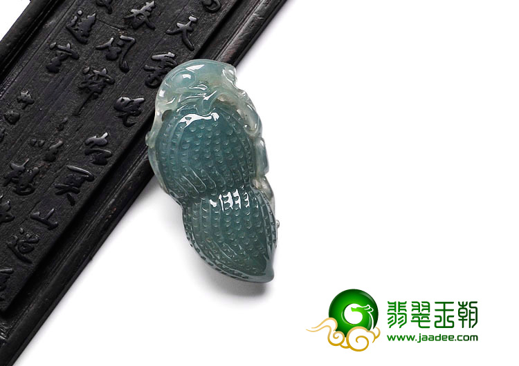 (超值推荐)冰种晴水缅甸翡翠花生挂件