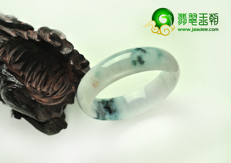 糯冰种飘花缅甸翡翠手镯（56.5mm）