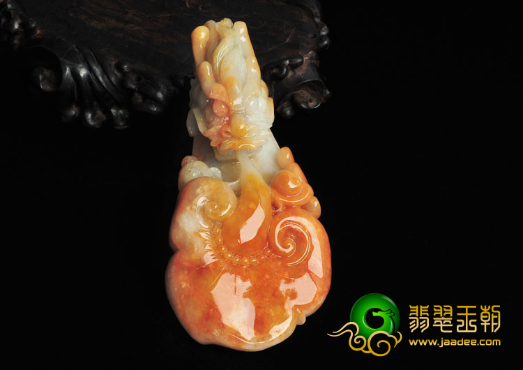 细糯种红黄翡缅甸翡翠龙头手玩件
