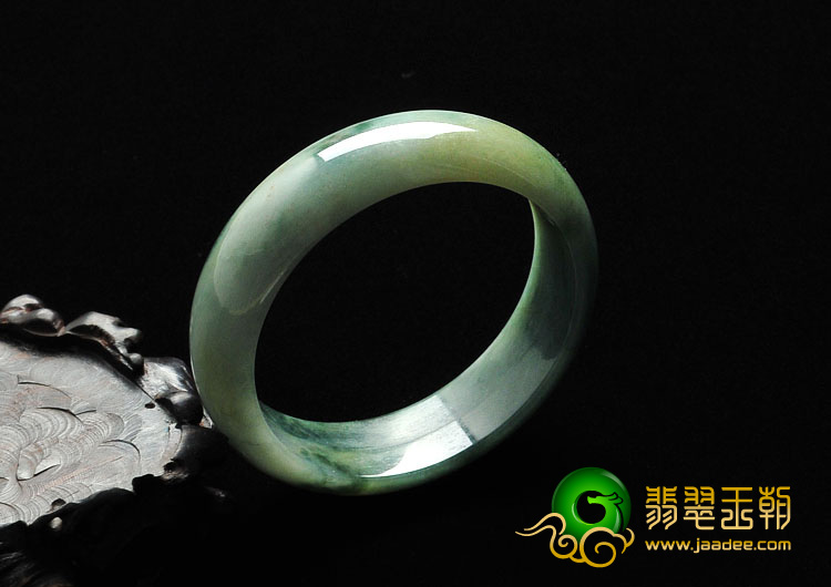 细糯种飘花缅甸翡翠A货手镯（51.7mm）