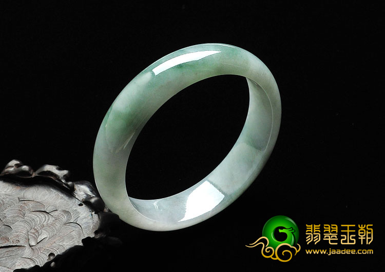 糯冰种飘花缅甸翡翠A货手镯（58.1mm）