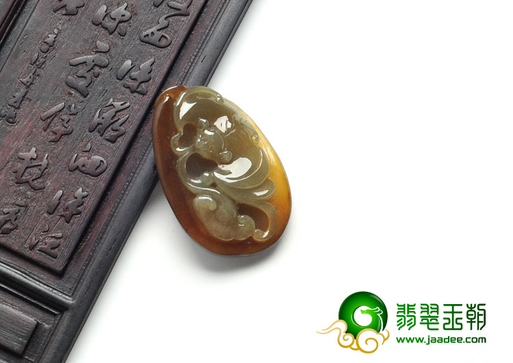 冰种褐黄翡缅甸翡翠A货蝙蝠挂件
