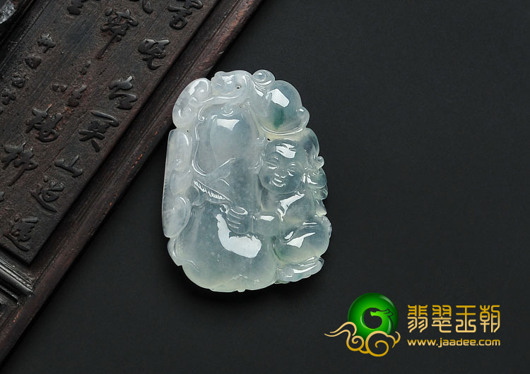 冰玻种晴水略飘花缅甸翡翠A货金童抱福挂件