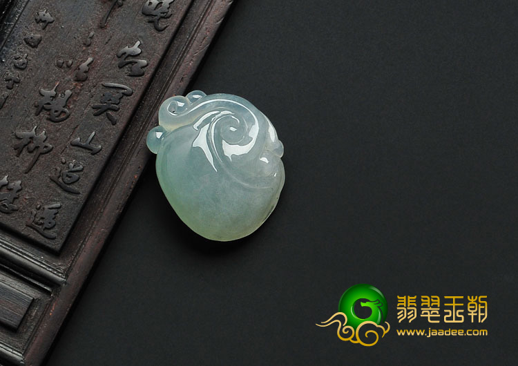 冰种晴水缅甸翡翠A货如意挂件