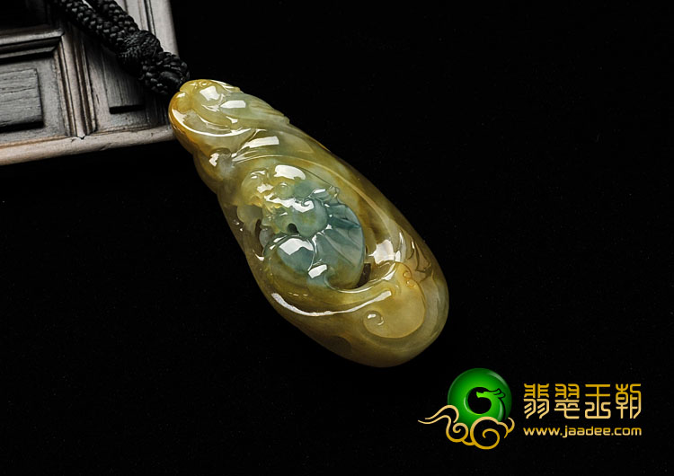 糯冰种褐黄翡飘花缅甸翡翠A货龙头如意挂件