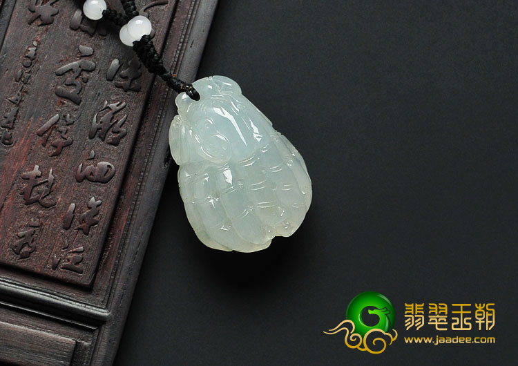 糯冰种淡晴水缅甸翡翠A货佛手挂件