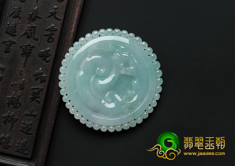糯冰种晴水缅甸翡翠A货福寿牌挂件