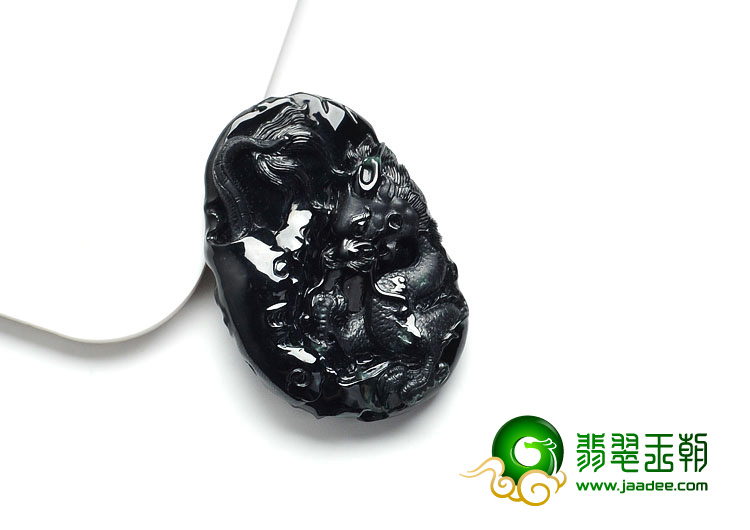 冰种墨翠缅甸翡翠A货龙牌挂件
