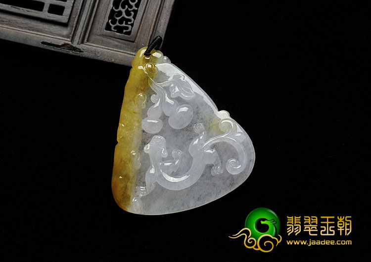 糯冰种黄翡缅甸翡翠A货螭龙牌挂件