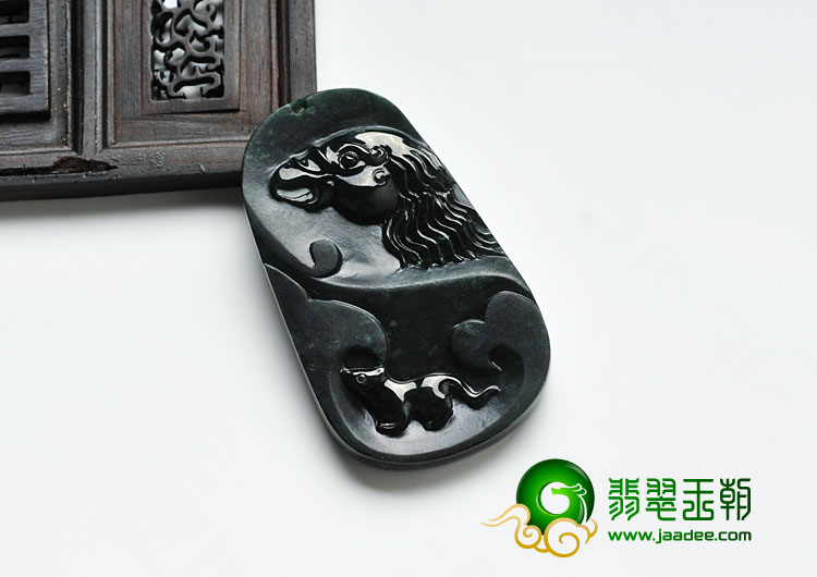 冰种墨翠缅甸翡翠A货鹰头挂件