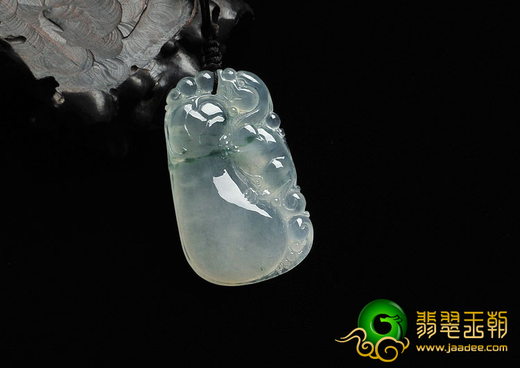 冰种飘花缅甸翡翠A货福瓜挂件
