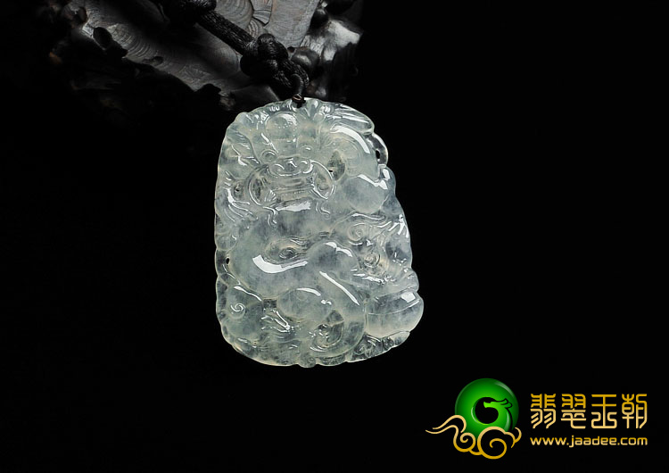 冰种缅甸翡翠A货龙牌挂件