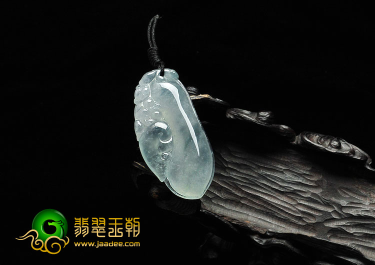 冰种晴水缅甸翡翠A货福瓜挂件