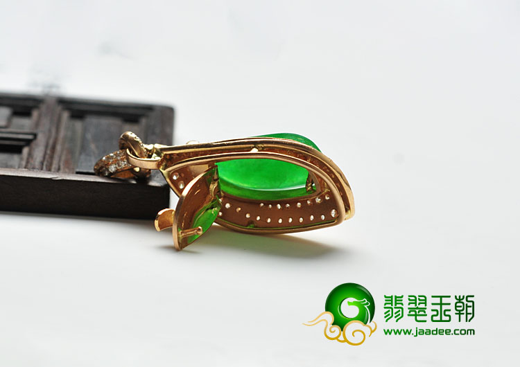 https://jdimg.jaadee.net//images/201205/goods_img/13702_P_1336084878940.jpg