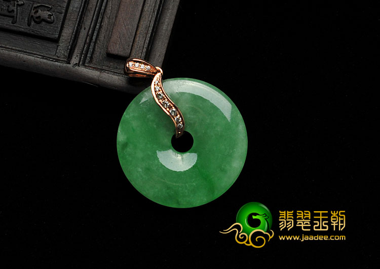 糯冰种翠色满绿缅甸翡翠A货镶玫瑰金平安扣胸坠（真钻）