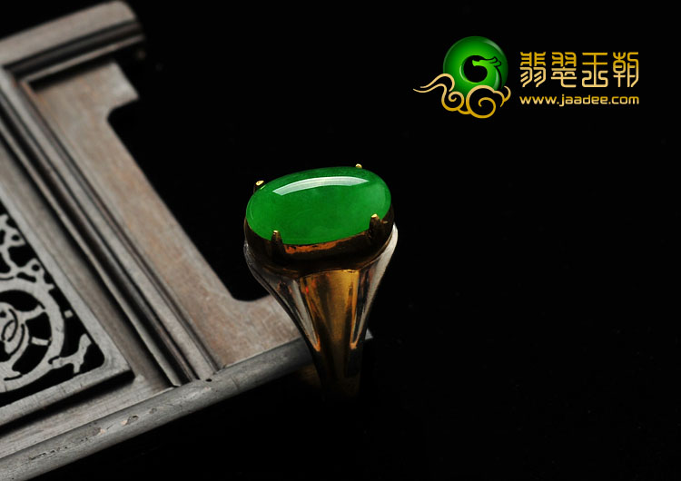 冰种阳绿满绿缅甸翡翠A货戒面