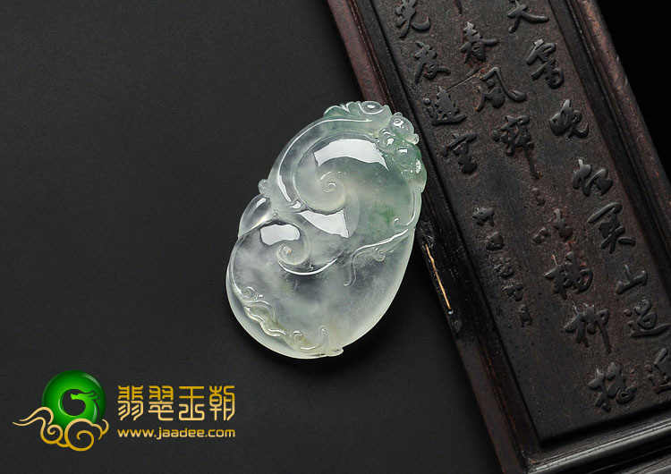 冰玻种飘花缅甸翡翠A货如意寿挂件