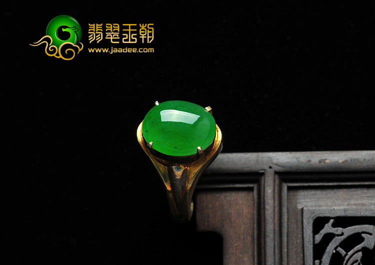 冰种阳绿满绿缅甸翡翠A货戒面