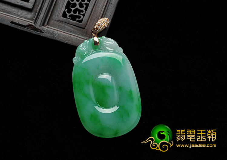 糯冰种飘翠缅甸翡翠A货福在眼前挂件