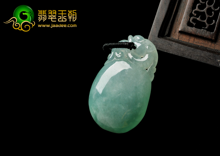 (超值推荐)冰种晴水缅甸翡翠A货福瓜挂件