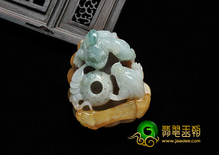 糯冰种黄翡晴水缅甸翡翠A货连年进财挂件