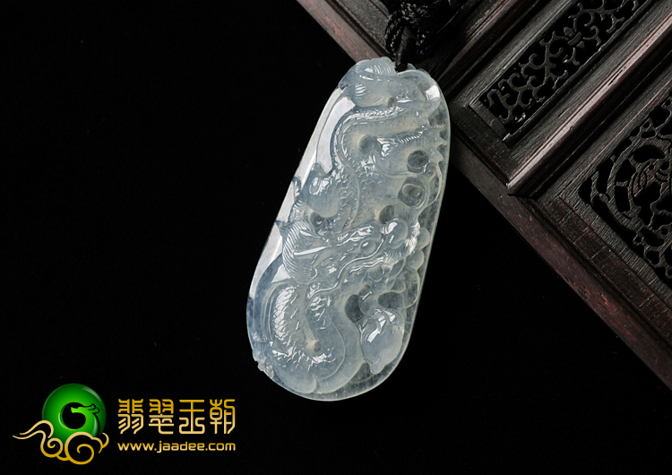 冰种缅甸翡翠A货龙牌挂件