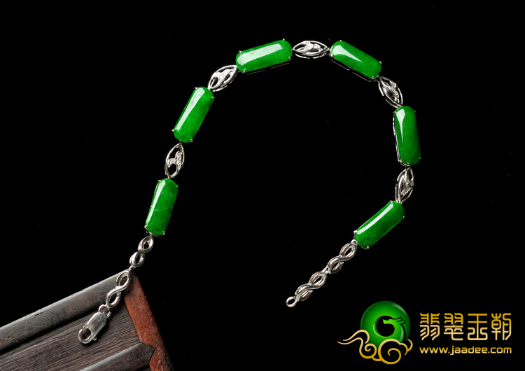冰种正阳绿缅甸翡翠镶白金子冈牌手链（真钻）