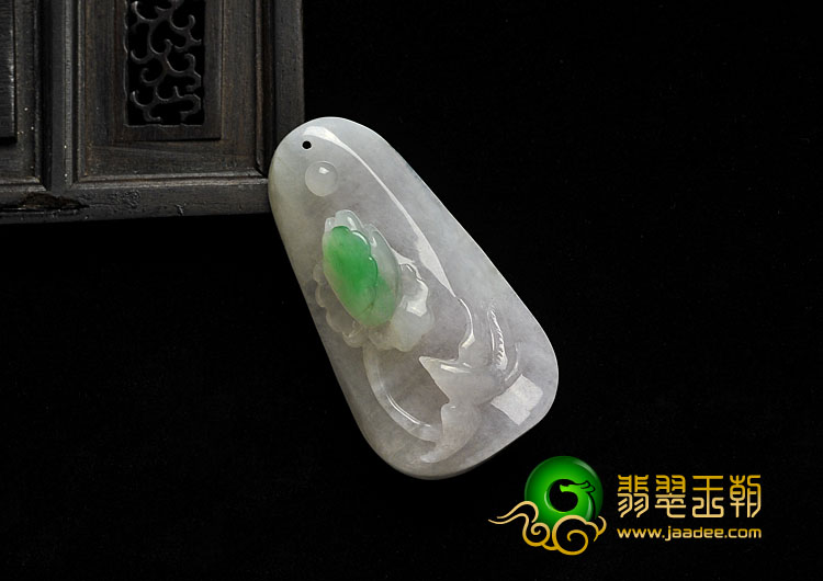 糯冰种飘翠缅甸翡翠A货喜得连科挂件